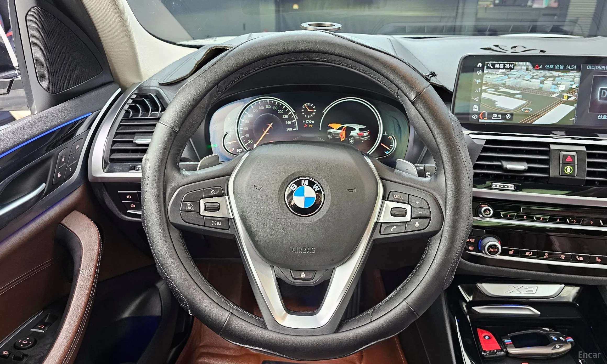 BMW X3 (G01) превью 13