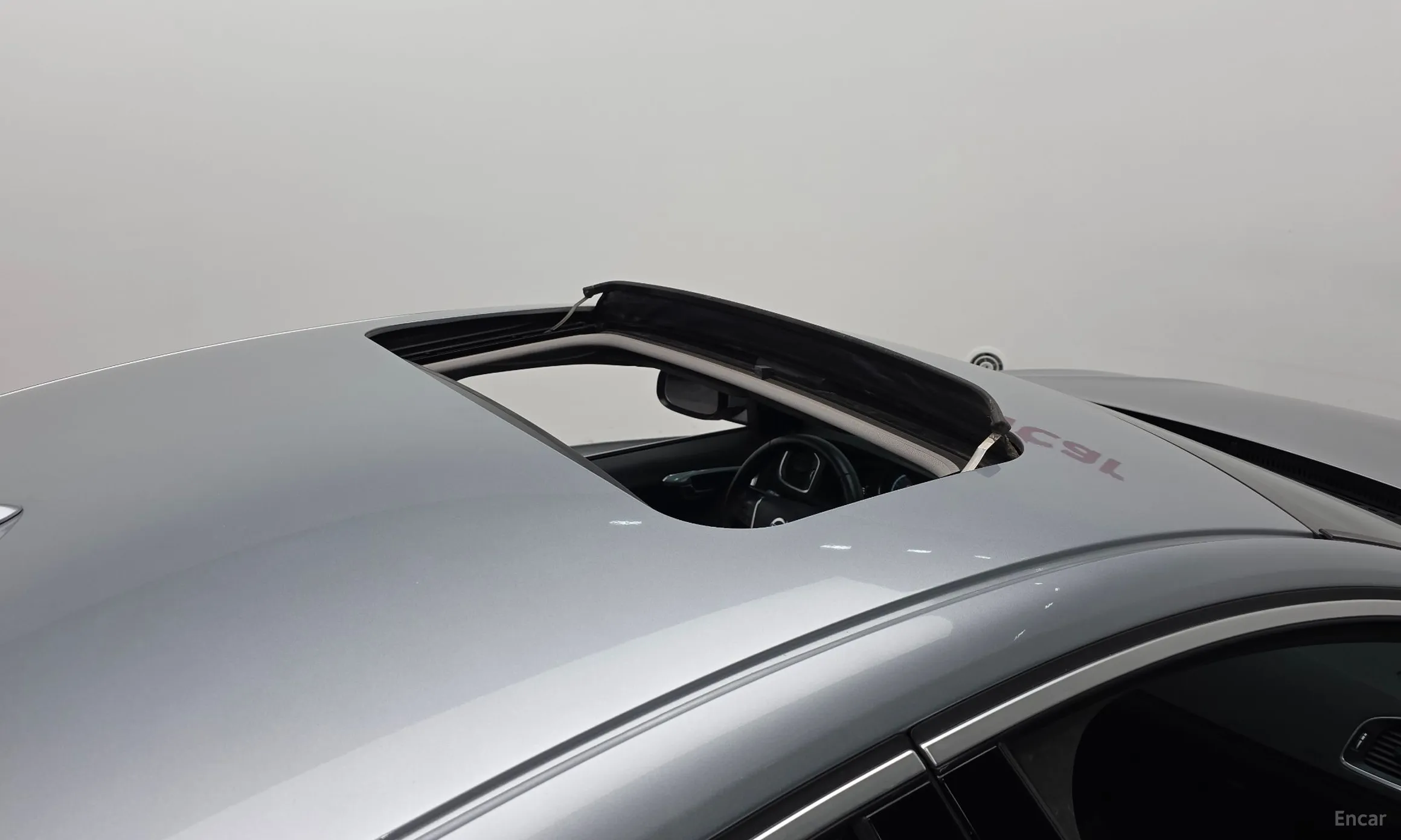 Volvo S60 превью 17