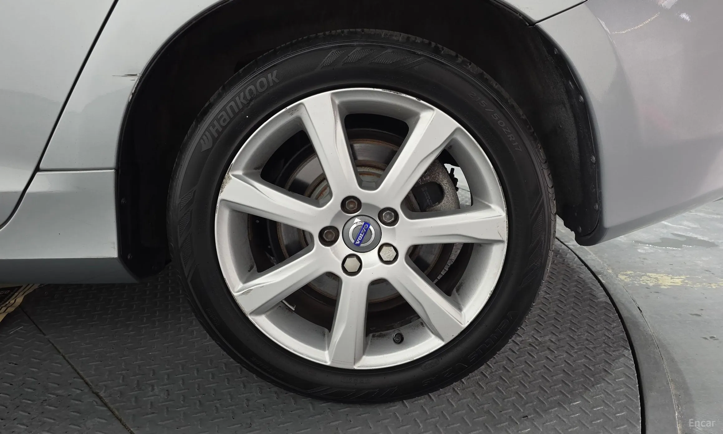 Volvo S60 превью 5