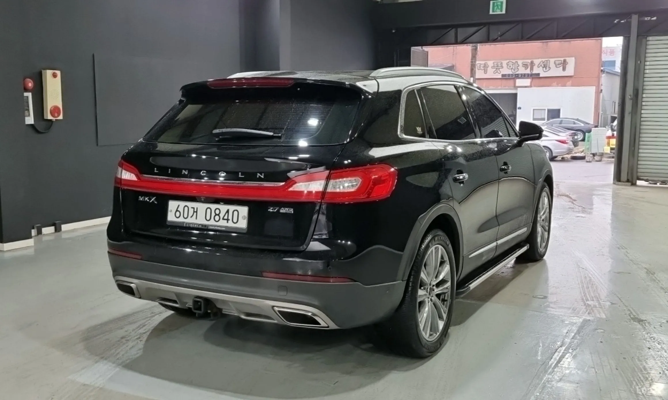 Lincoln MKX 2nd Generation превью 2