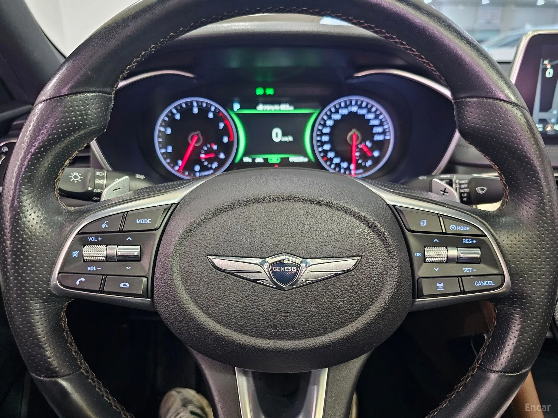 Genesis G70 превью 16