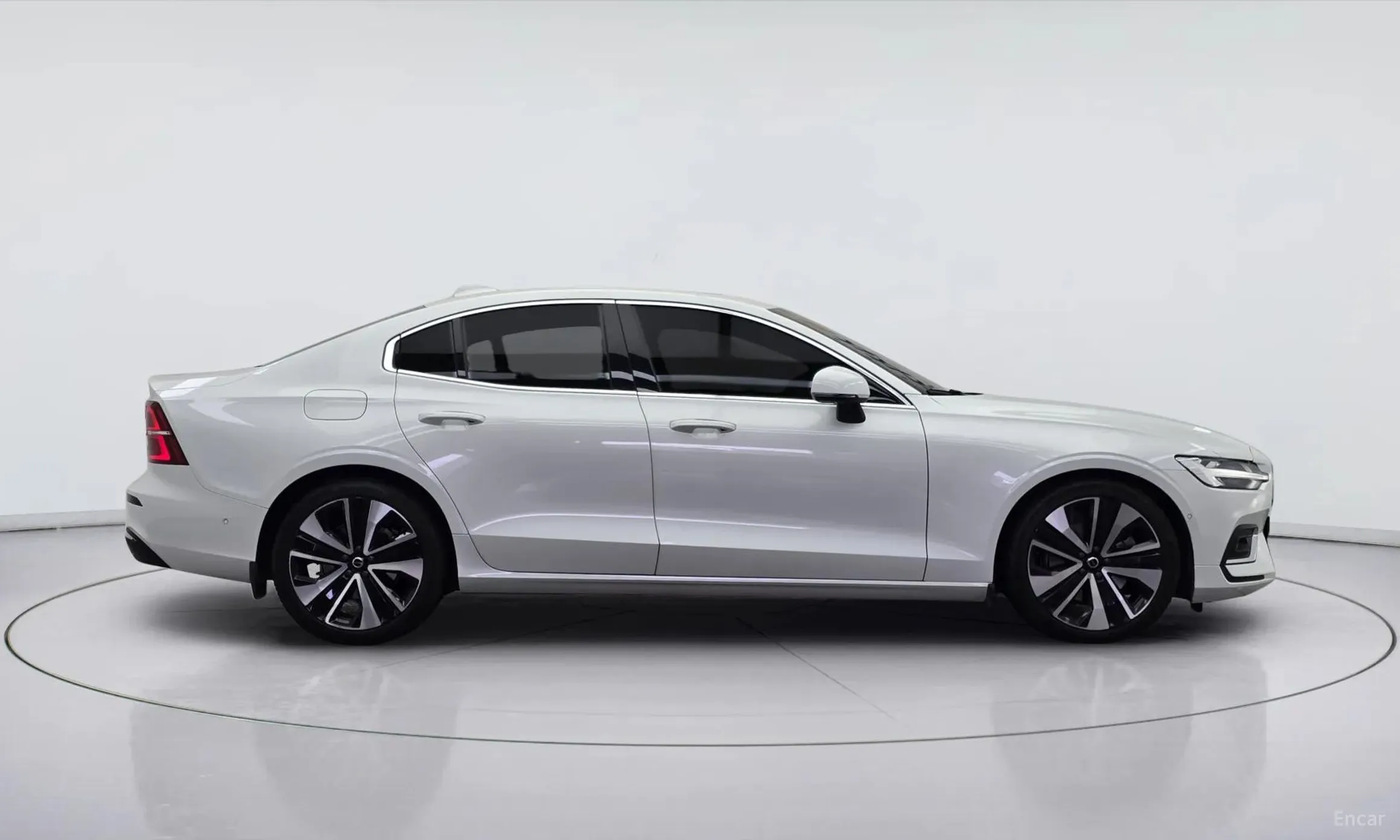 Volvo S60 3rd Generation превью 4