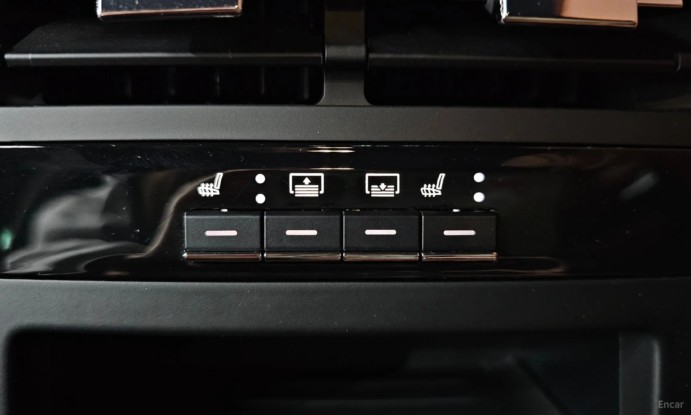 Maserati Quattroporte превью 19
