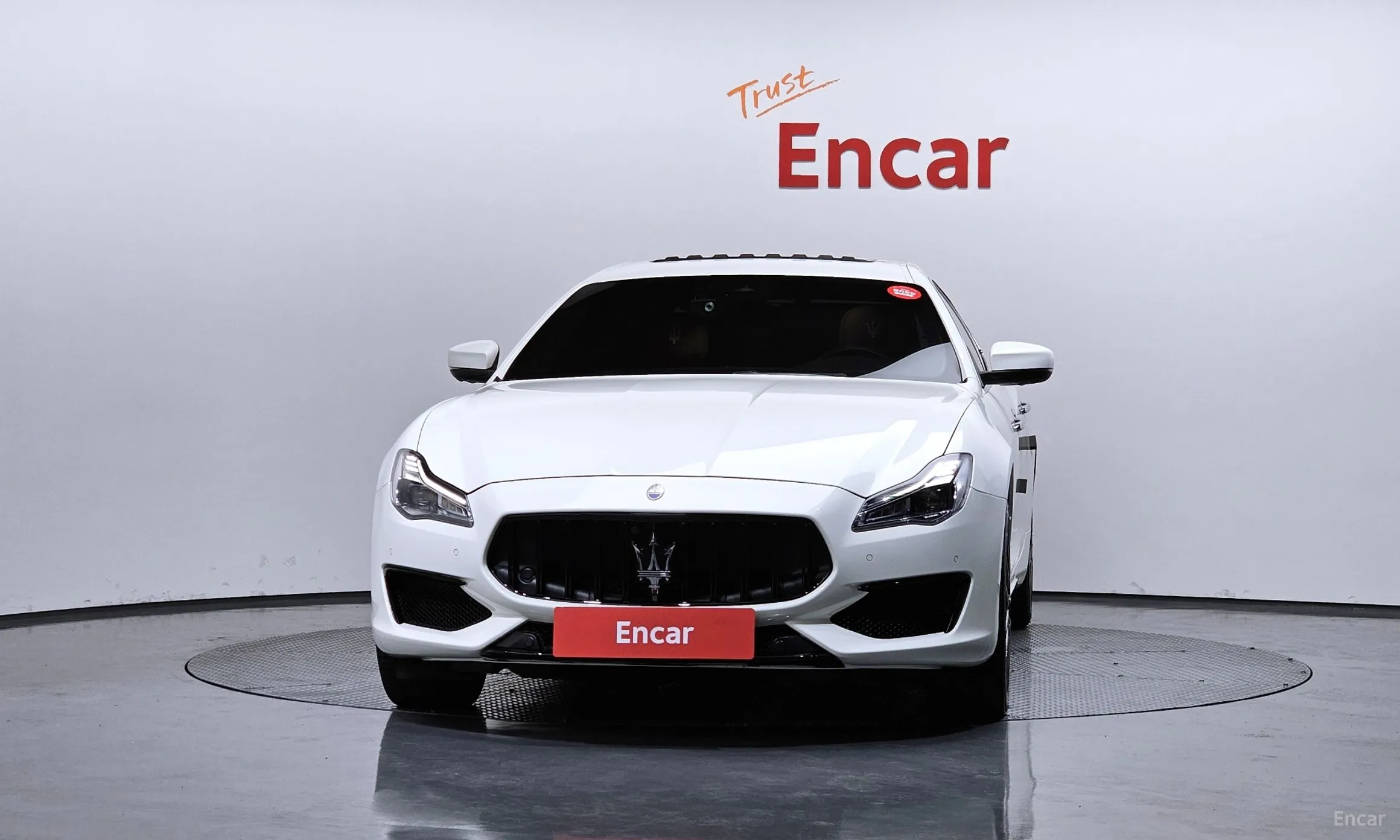 Maserati Quattroporte превью 3