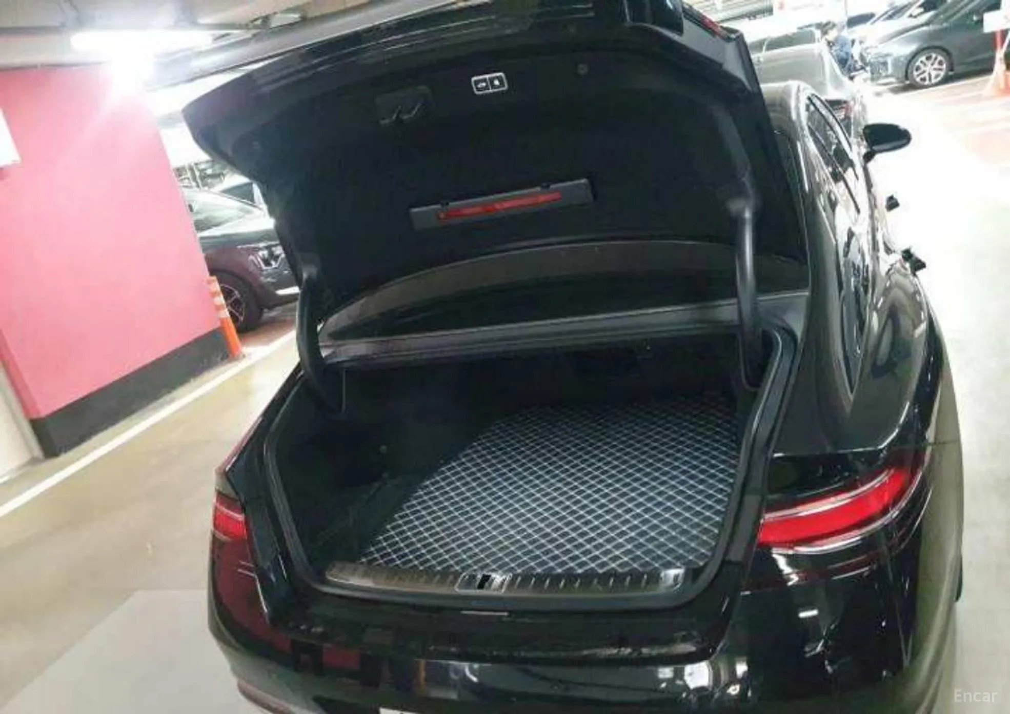 Genesis G90 (RS4) превью 12