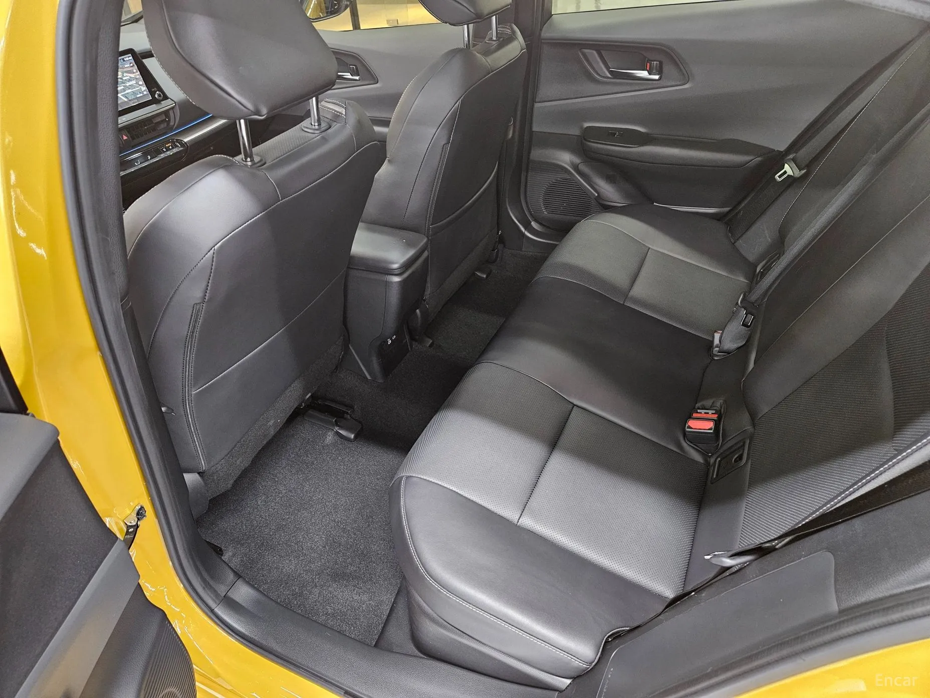 Toyota Prius 5th Generation превью 13