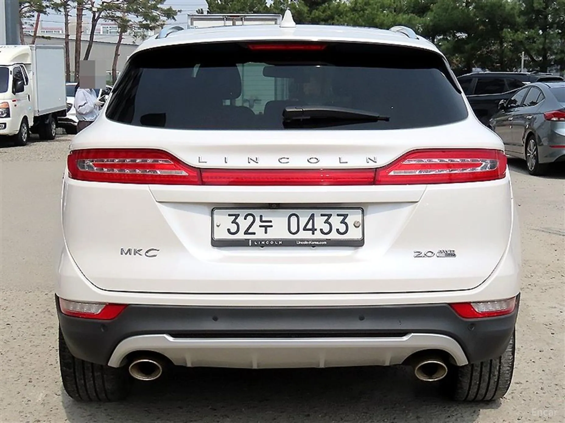 Lincoln MKC превью 4