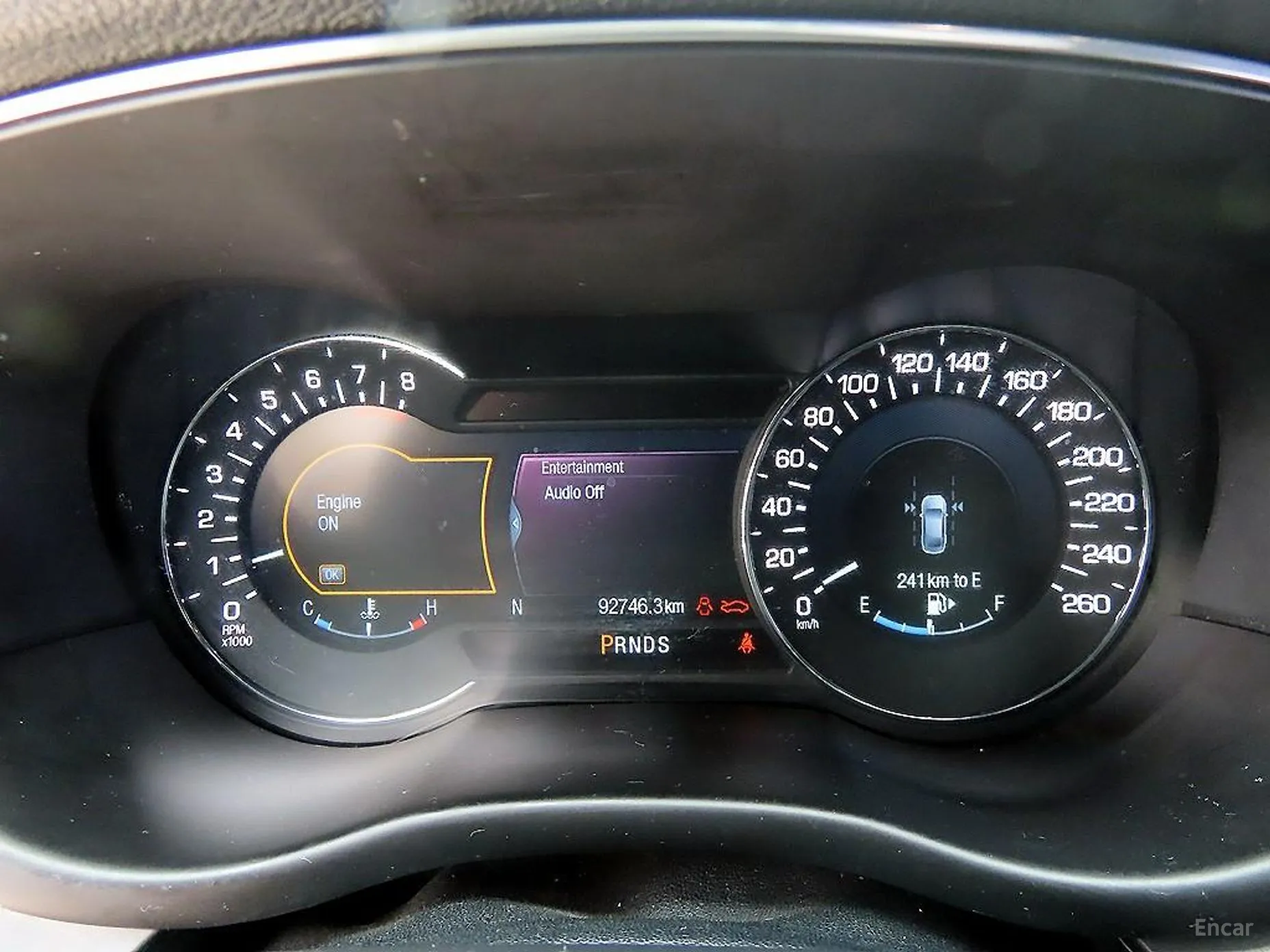 Lincoln MKC превью 9