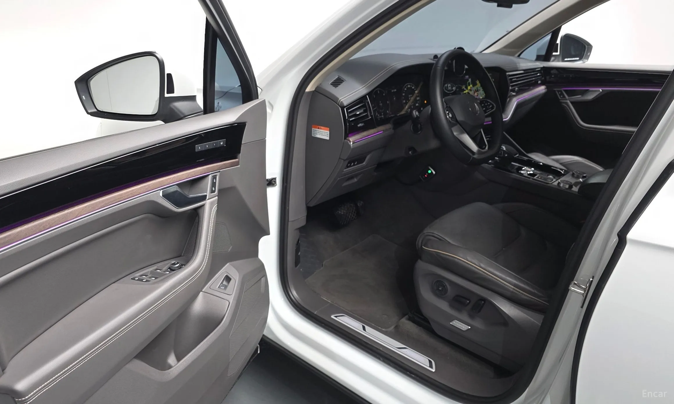Volkswagen Touareg 3rd Generation превью 10