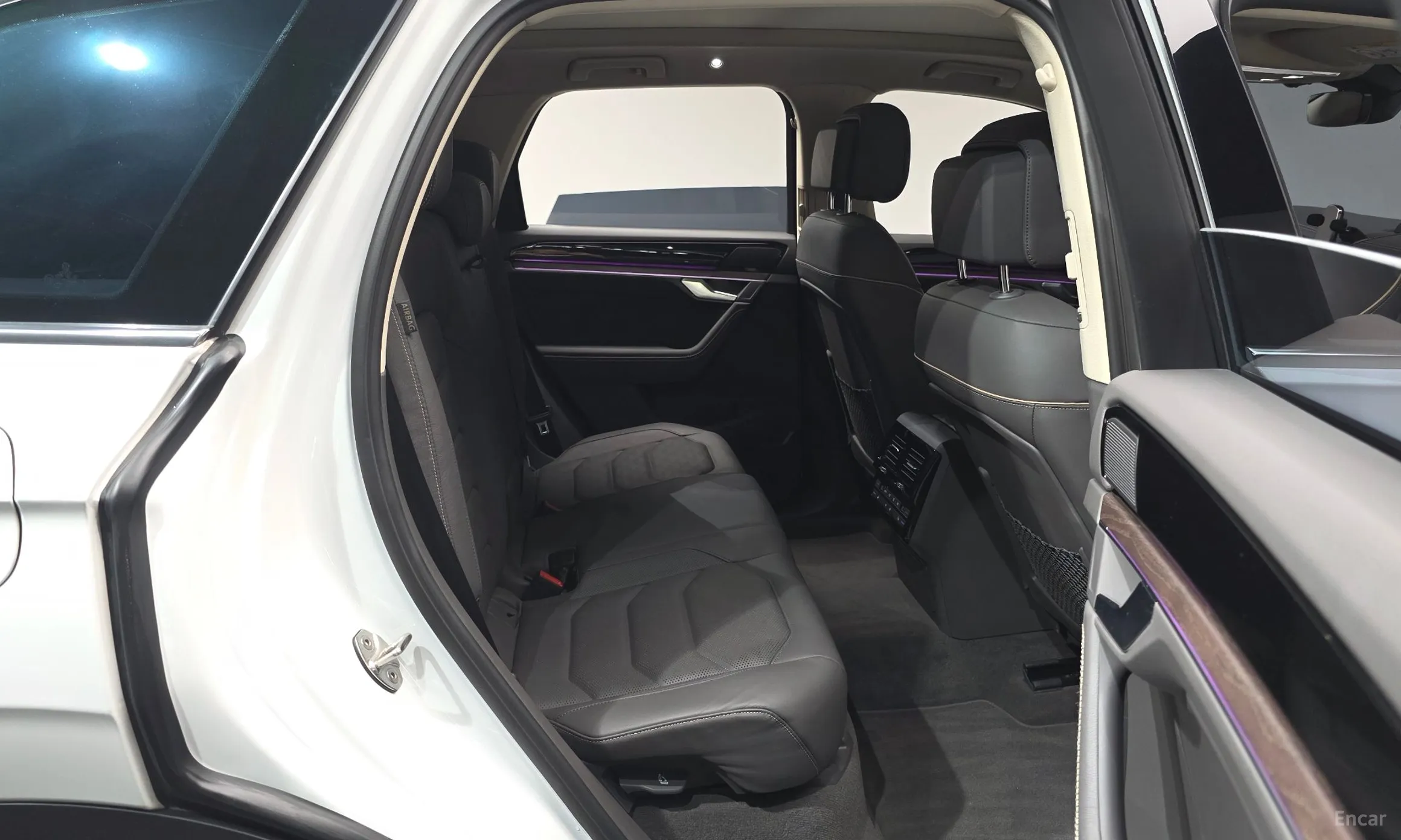 Volkswagen Touareg 3rd Generation превью 11
