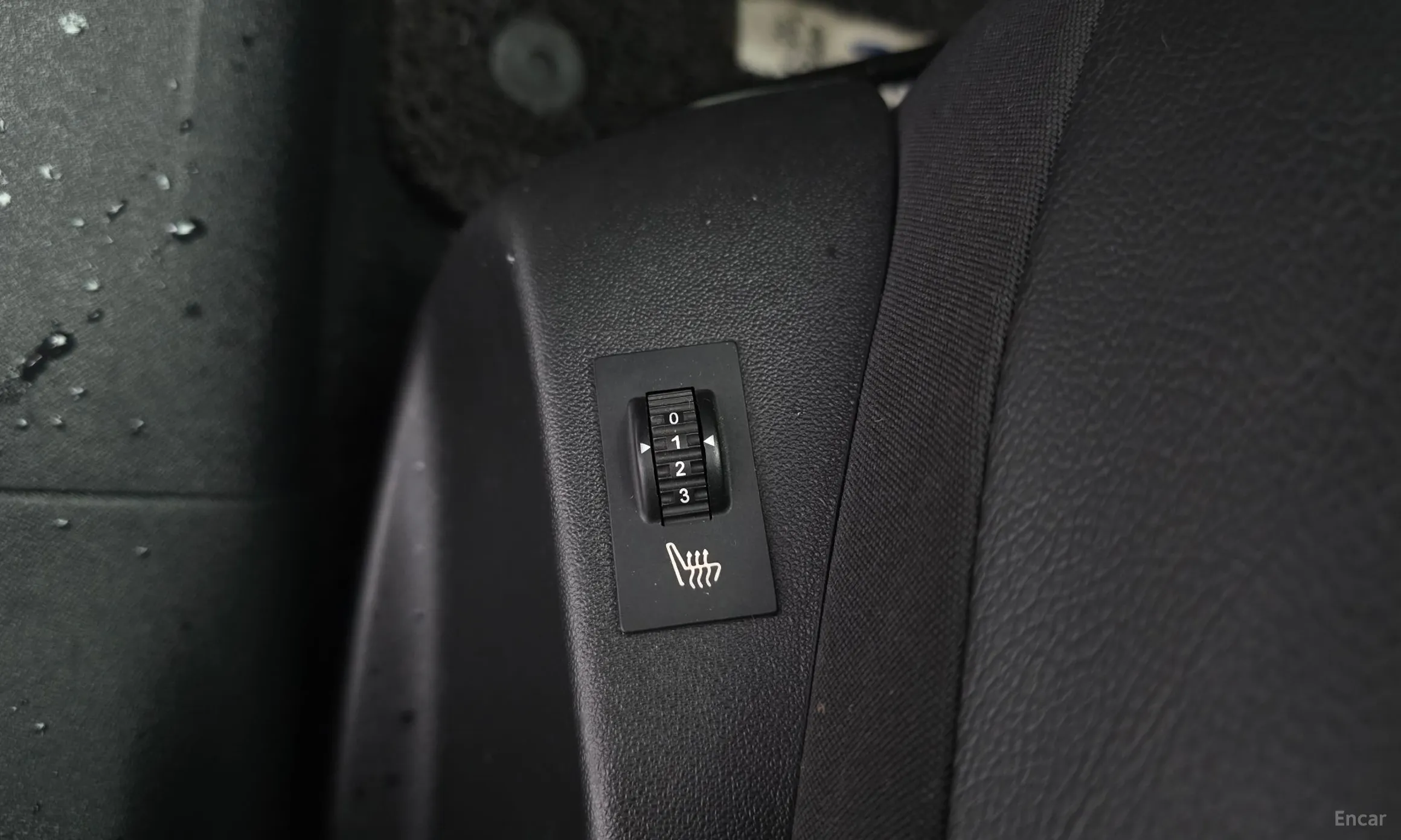Peugeot 208 превью 16