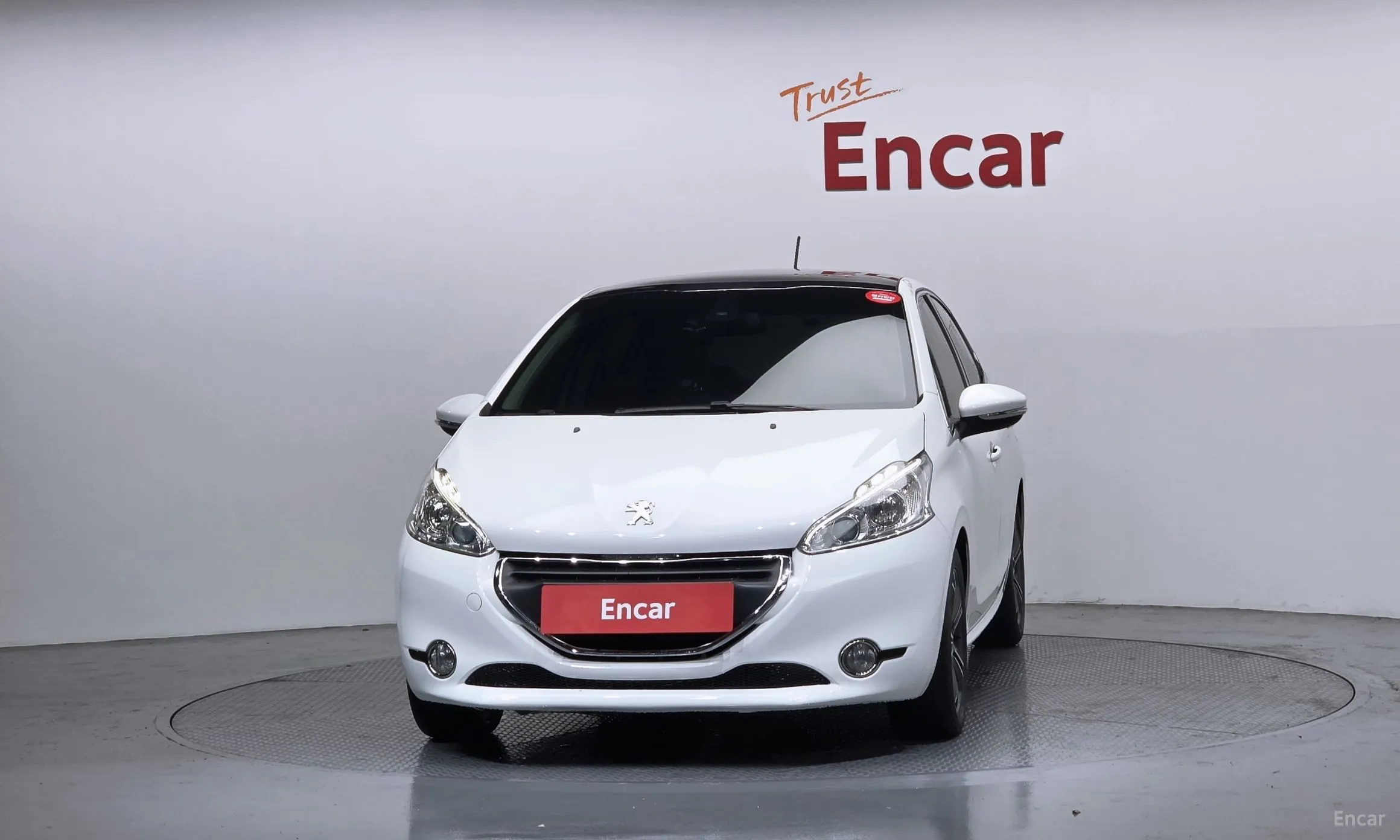 Peugeot 208 превью 3