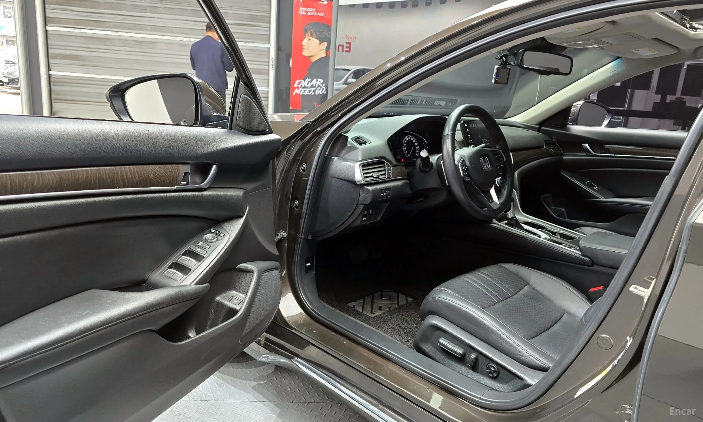 Honda Accord 10th Generation превью 10