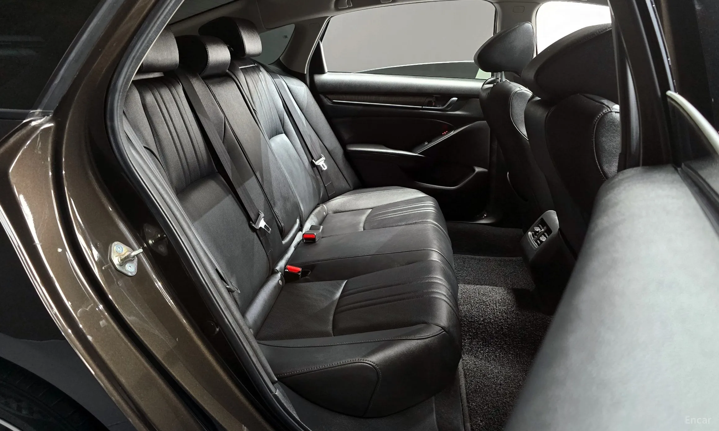 Honda Accord 10th Generation превью 11