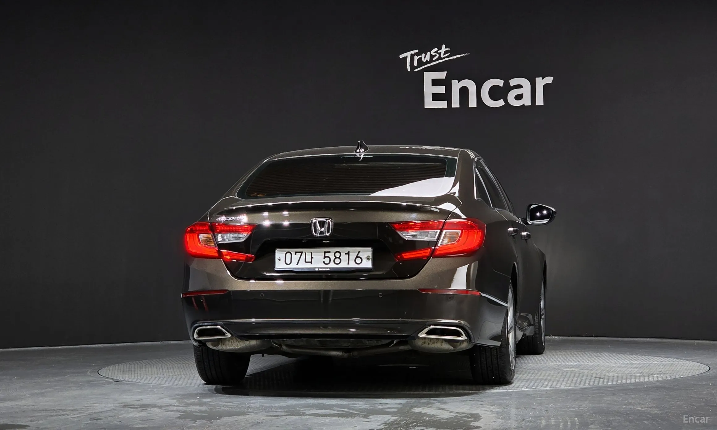 Honda Accord 10th Generation превью 4
