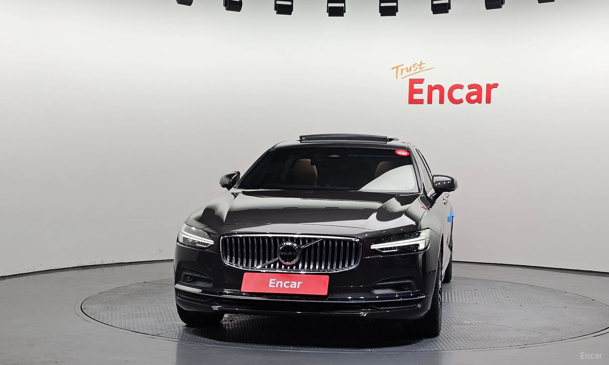 Volvo S90 превью 3