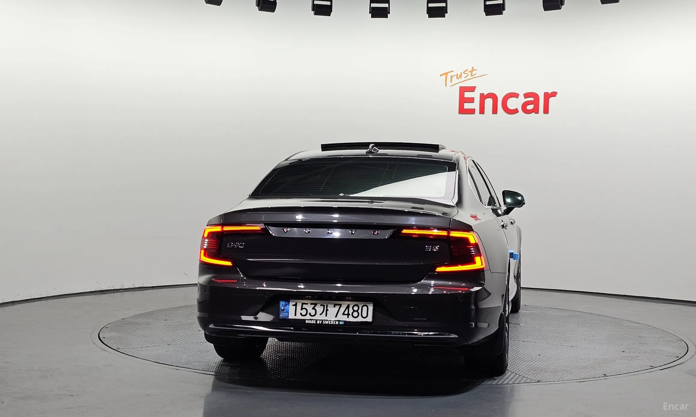 Volvo S90 превью 4