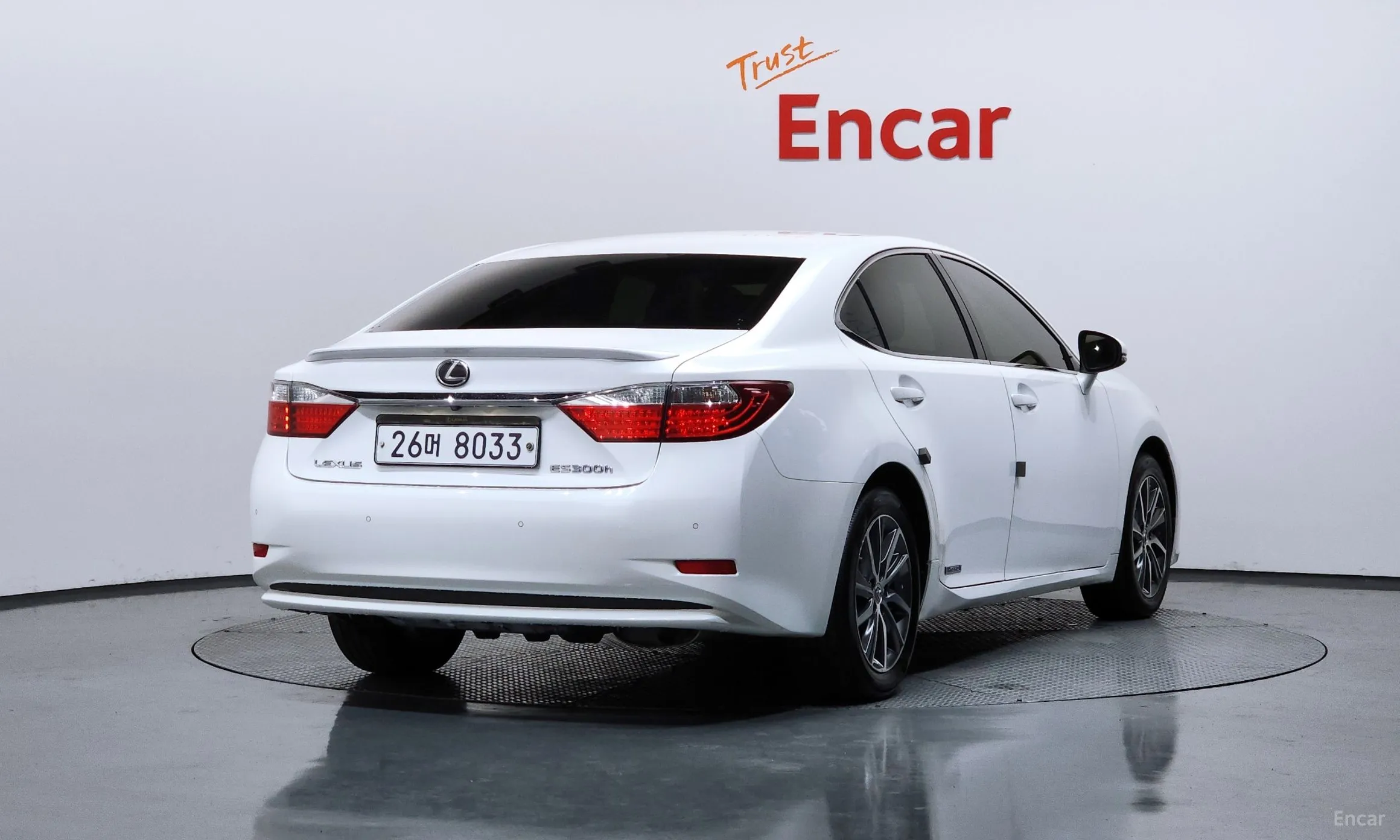 Lexus New ES300h превью 2