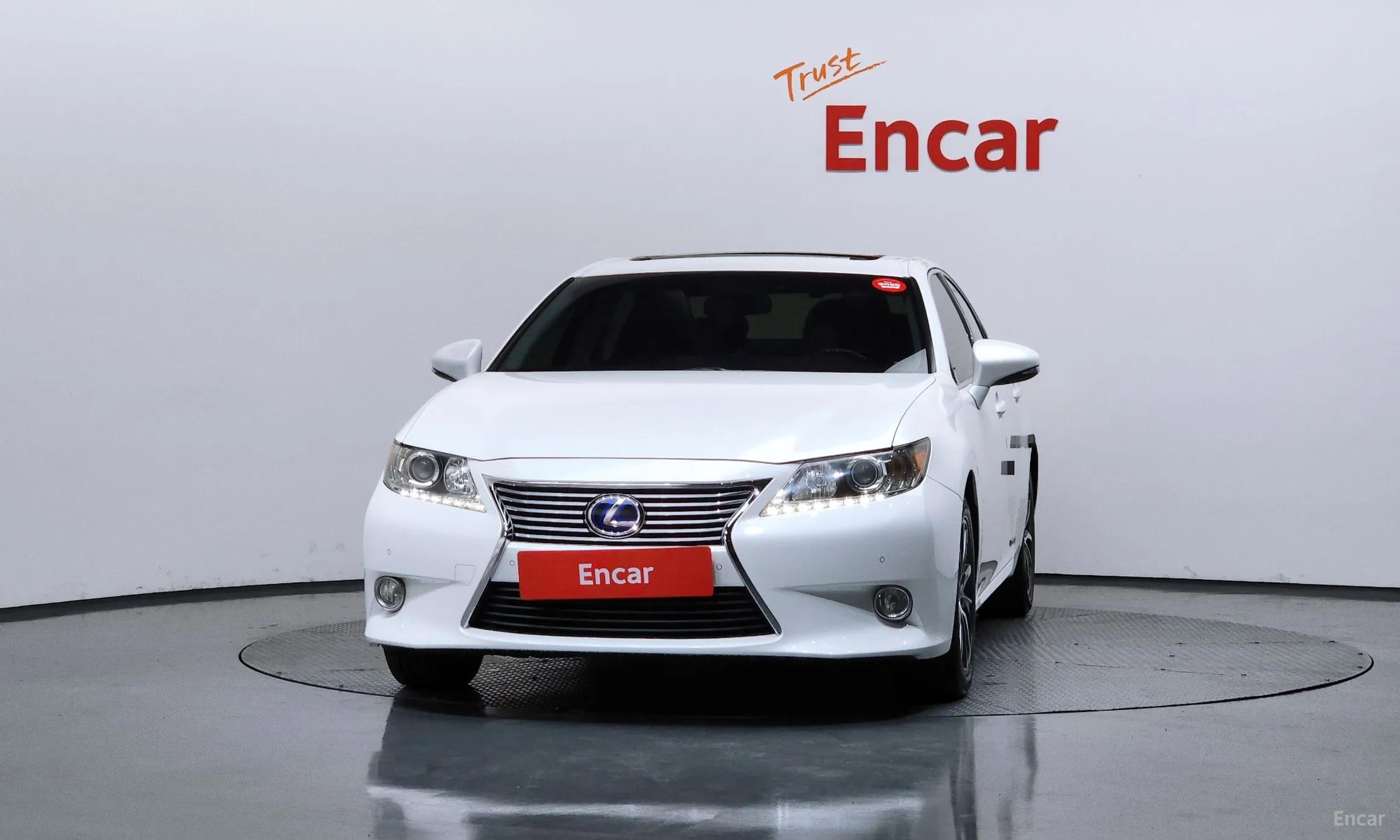 Lexus New ES300h превью 3