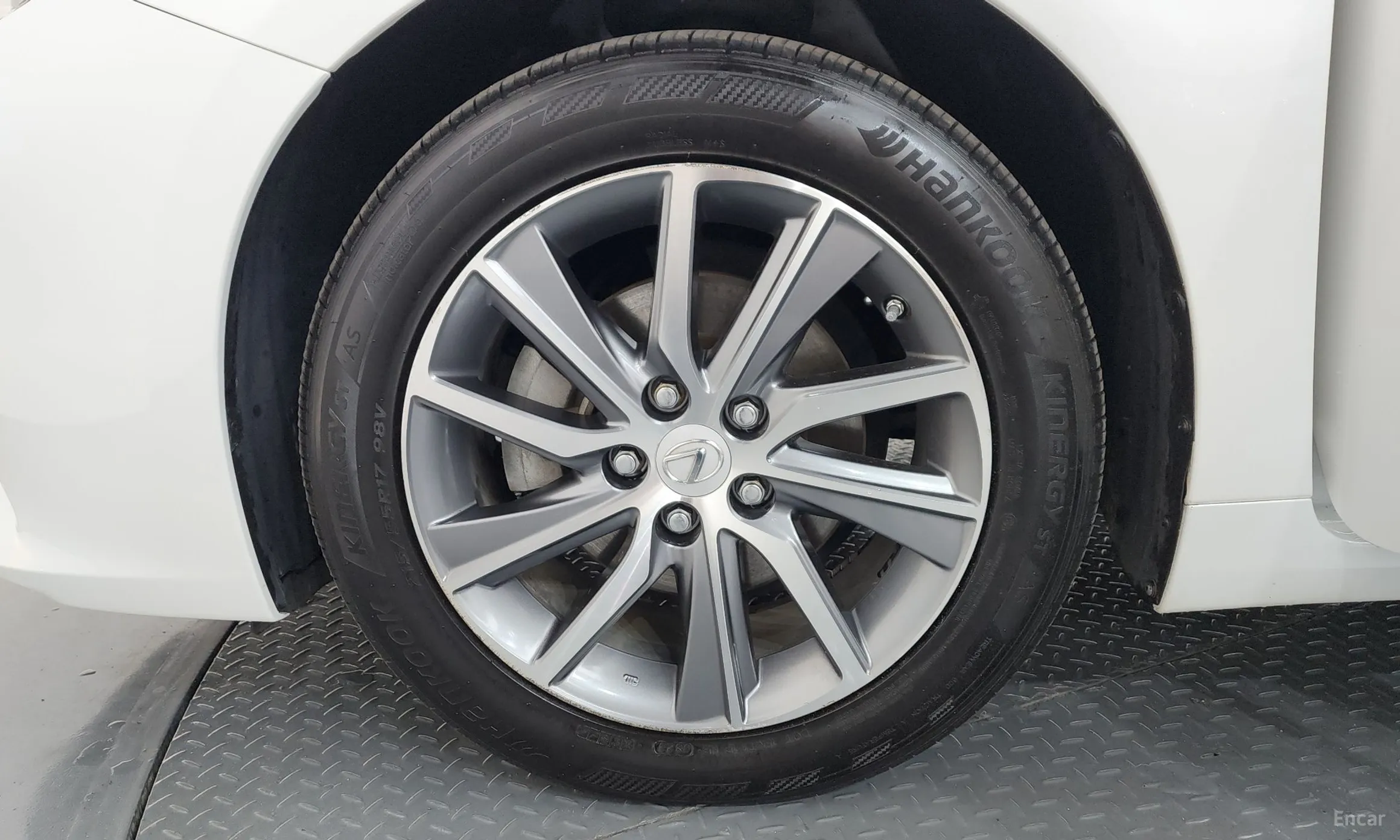 Lexus New ES300h превью 5