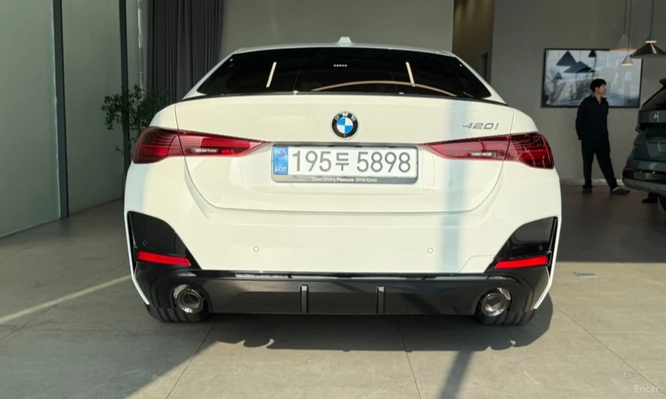 BMW Series 4 (G22) превью 5