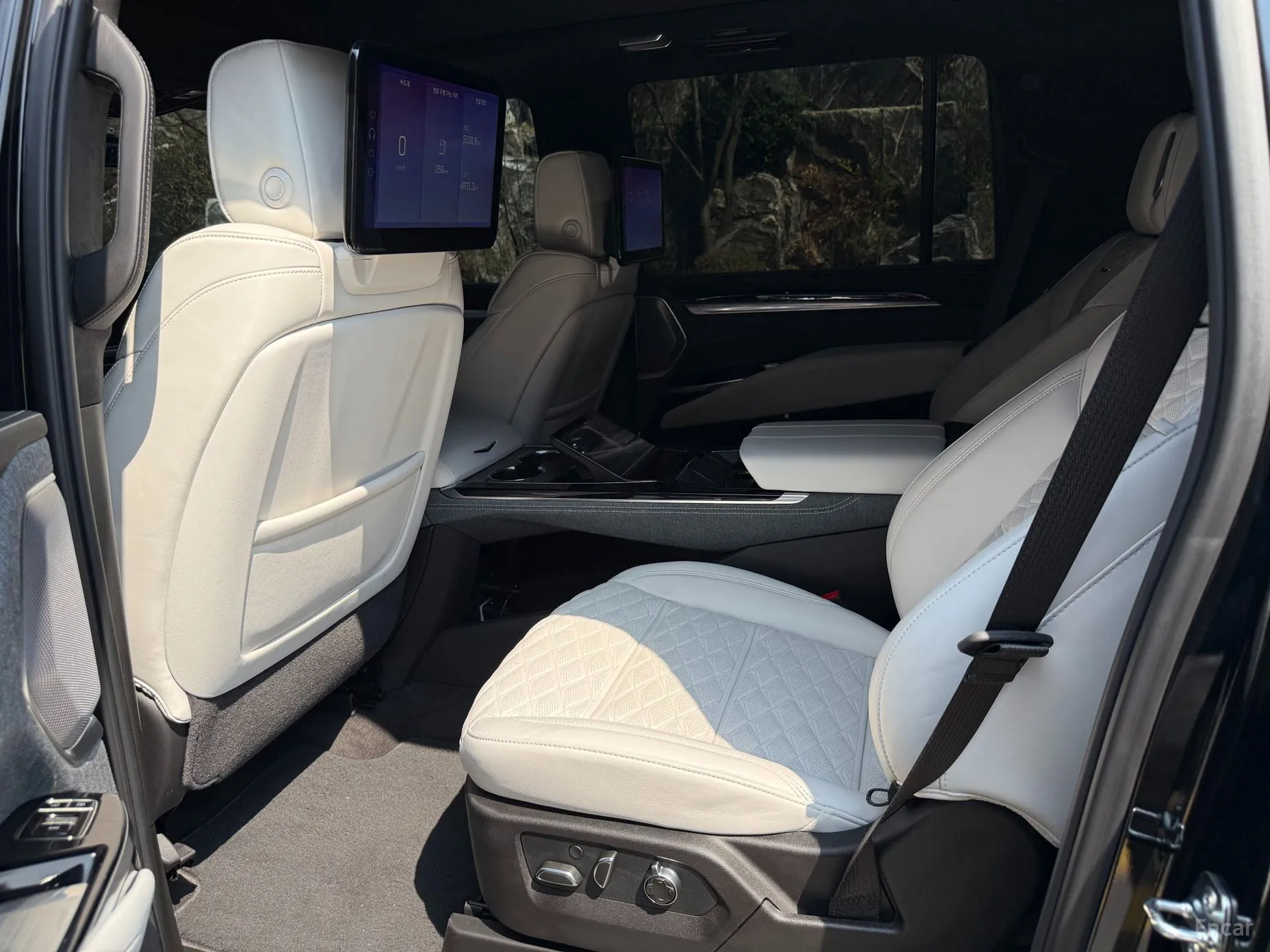 Cadillac Escalade 5th Generation превью 15