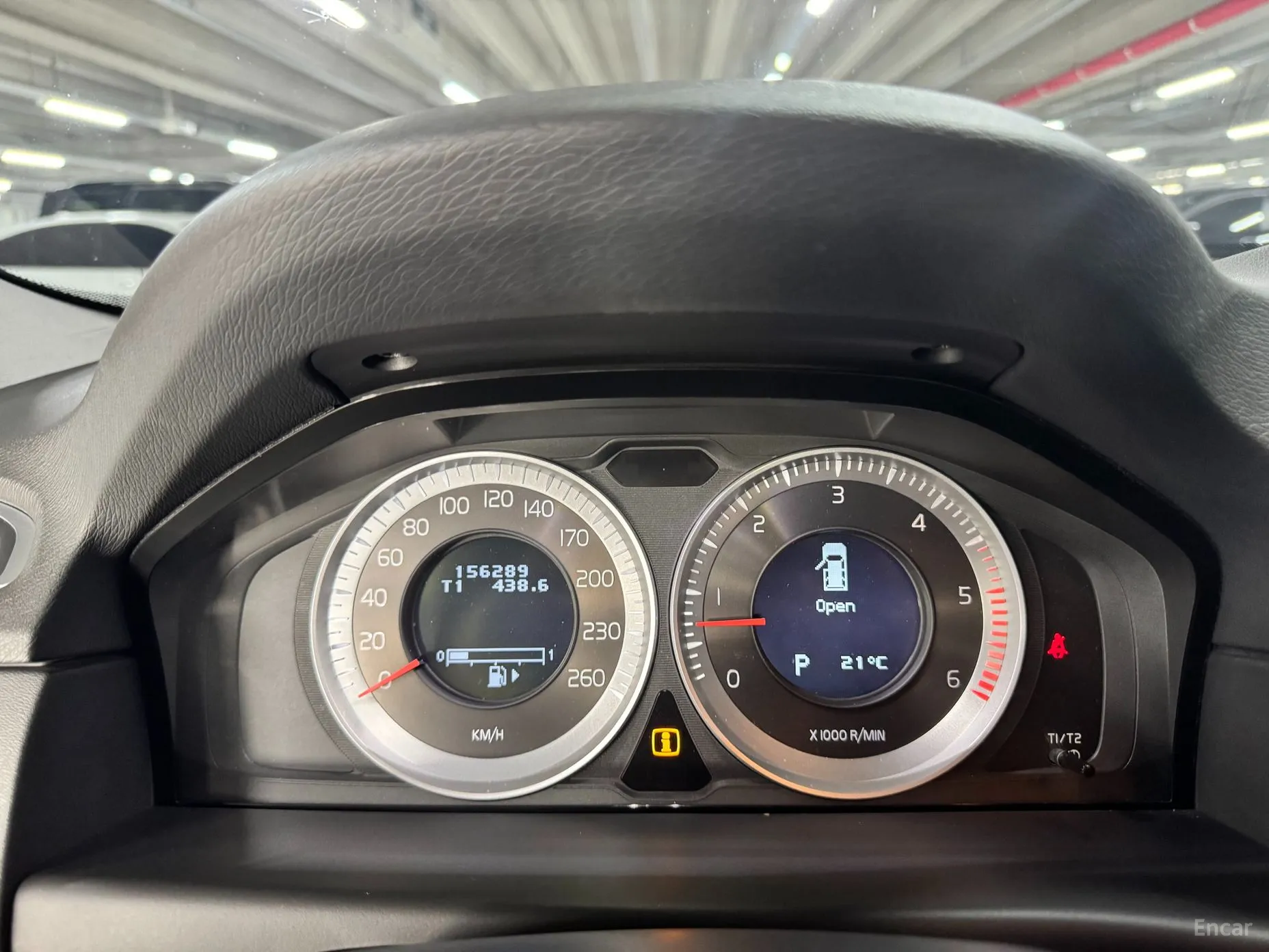 Volvo XC70 превью 9