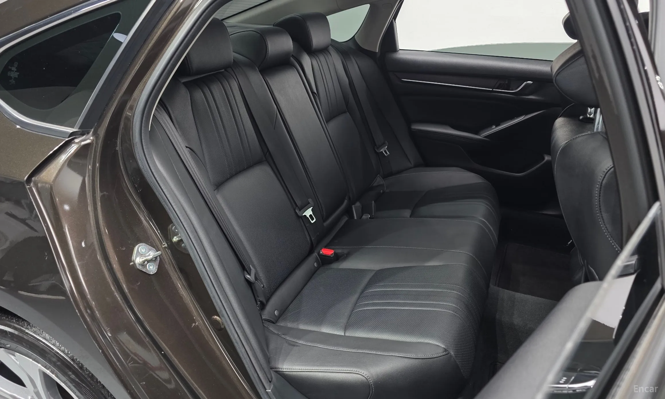 Honda Accord 10th Generation превью 12