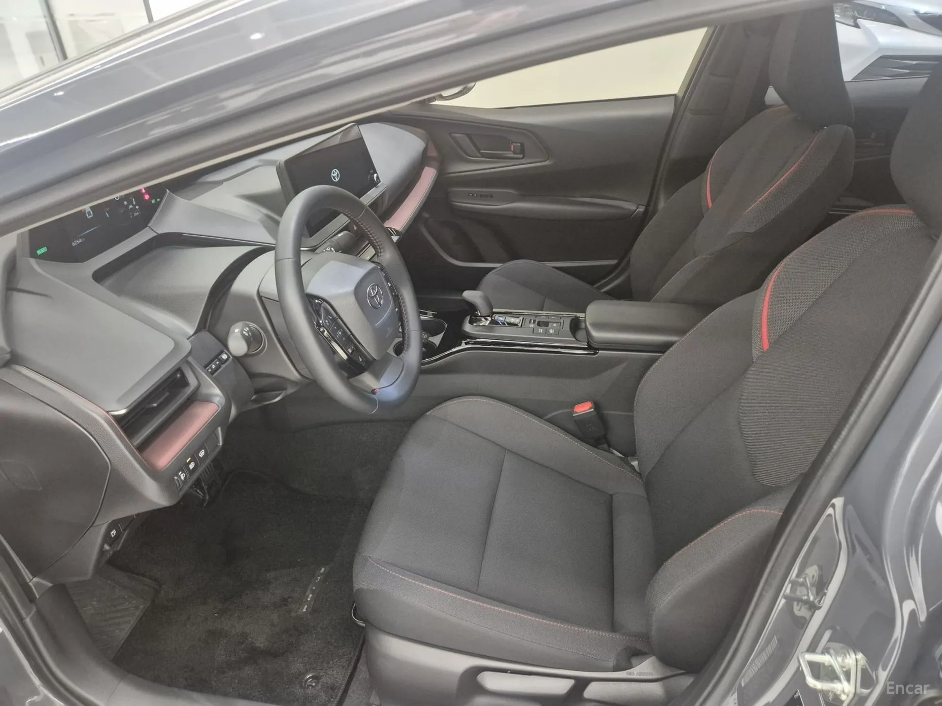 Toyota Prius 5th Generation превью 10