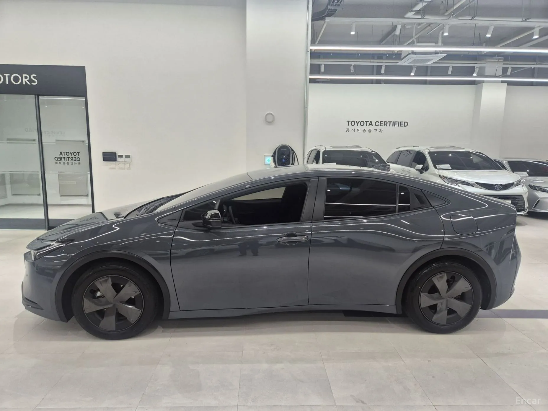 Toyota Prius 5th Generation превью 16