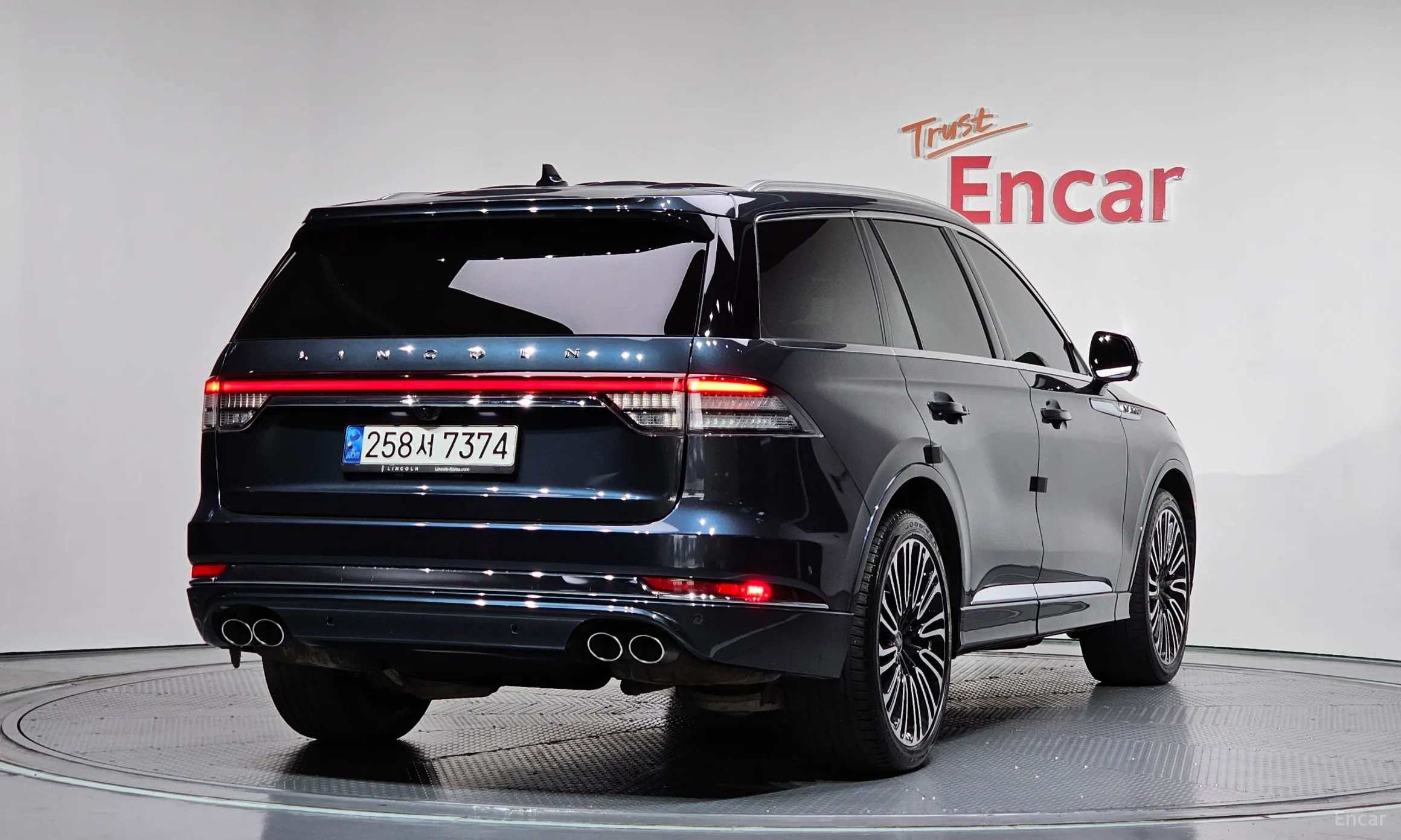 Lincoln Aviator 2nd Generation превью 2