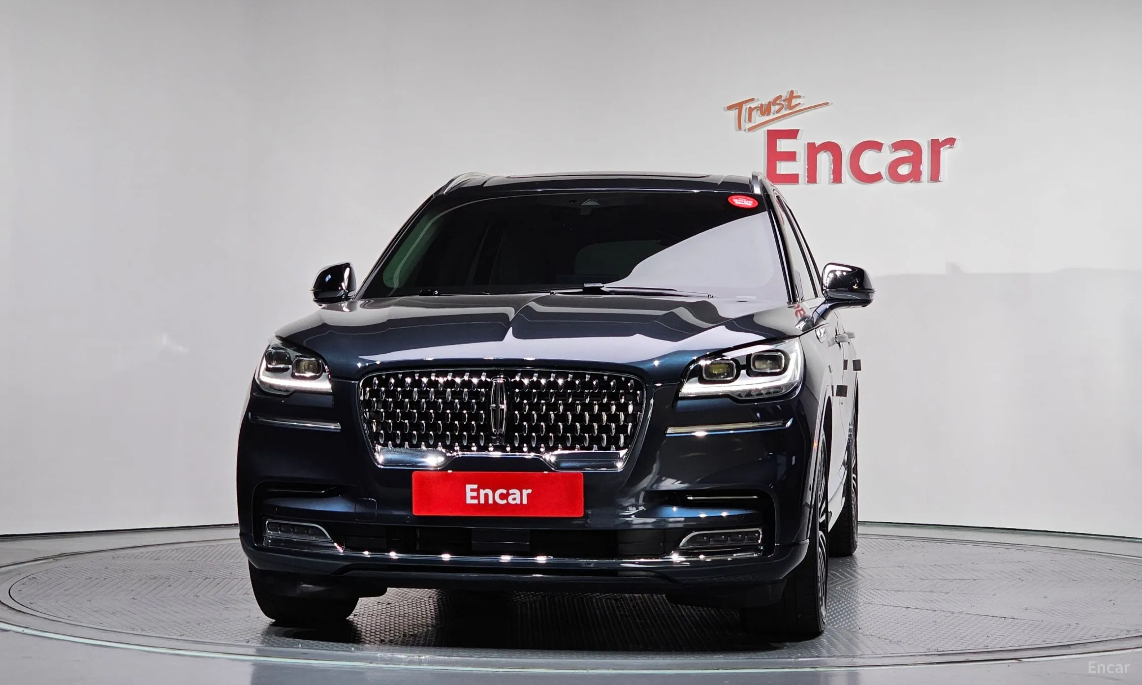 Lincoln Aviator 2nd Generation превью 3