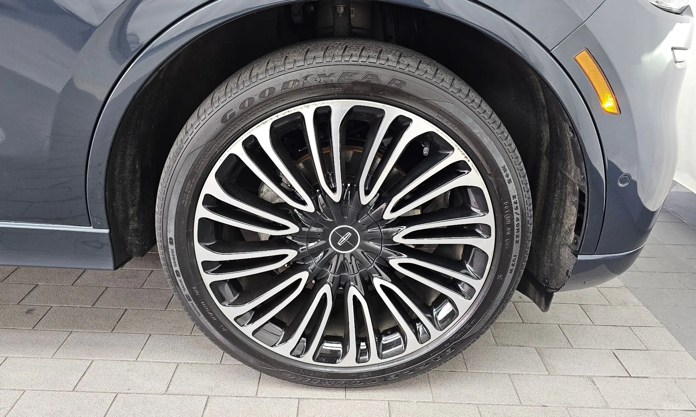 Lincoln Aviator 2nd Generation превью 5