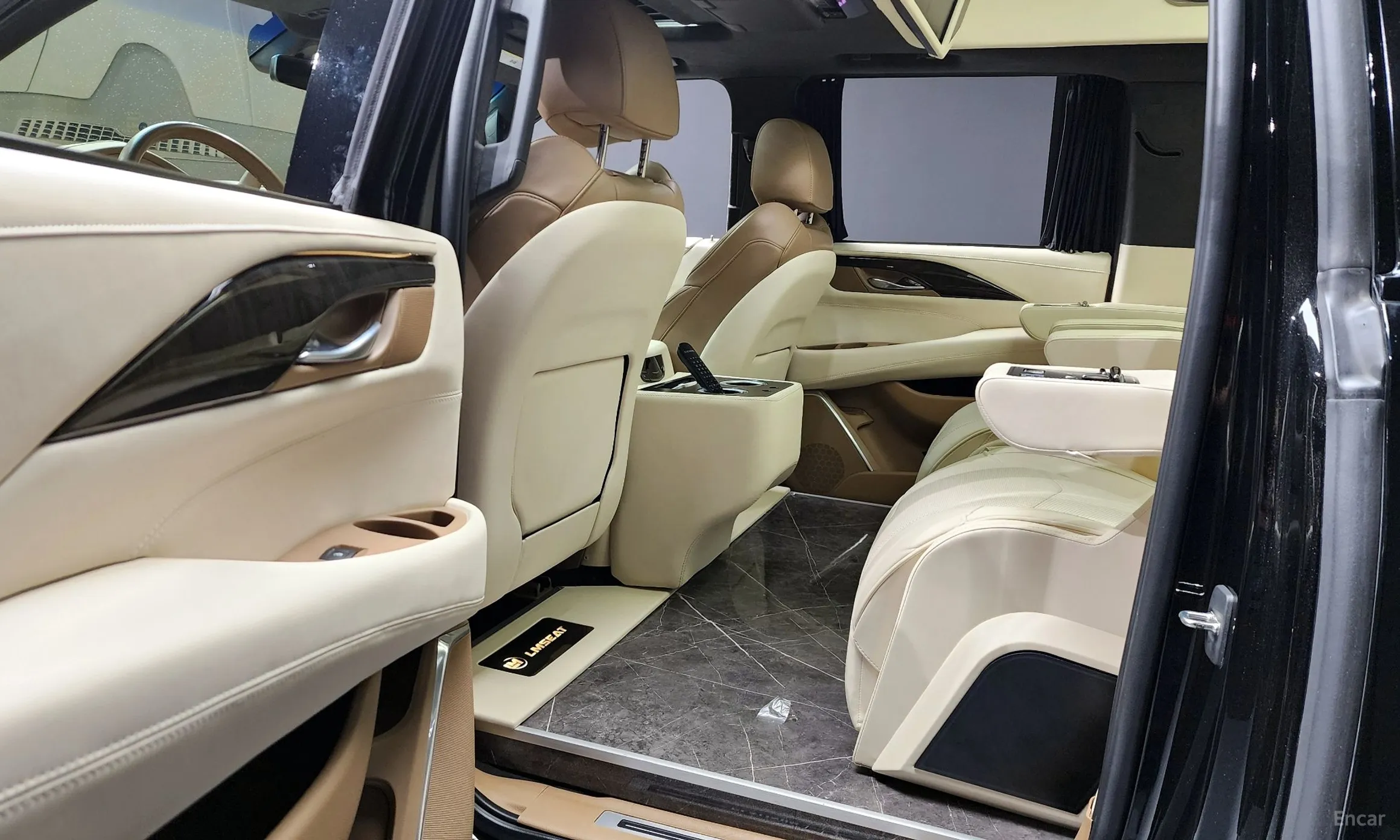 Cadillac Escalade превью 13