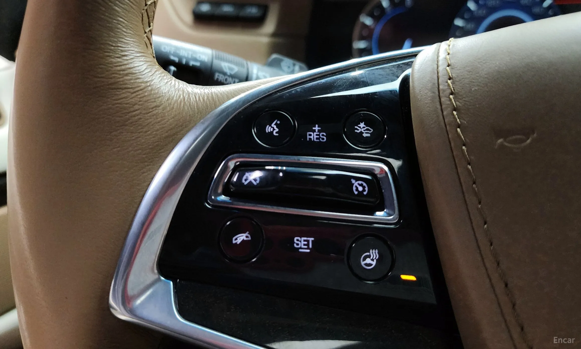 Cadillac Escalade превью 17