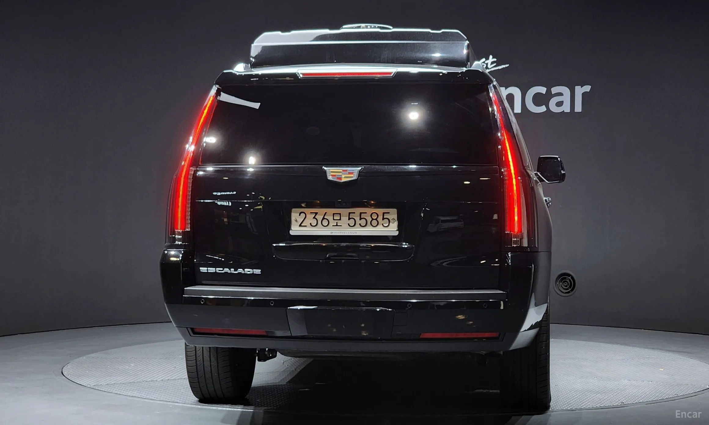 Cadillac Escalade превью 4