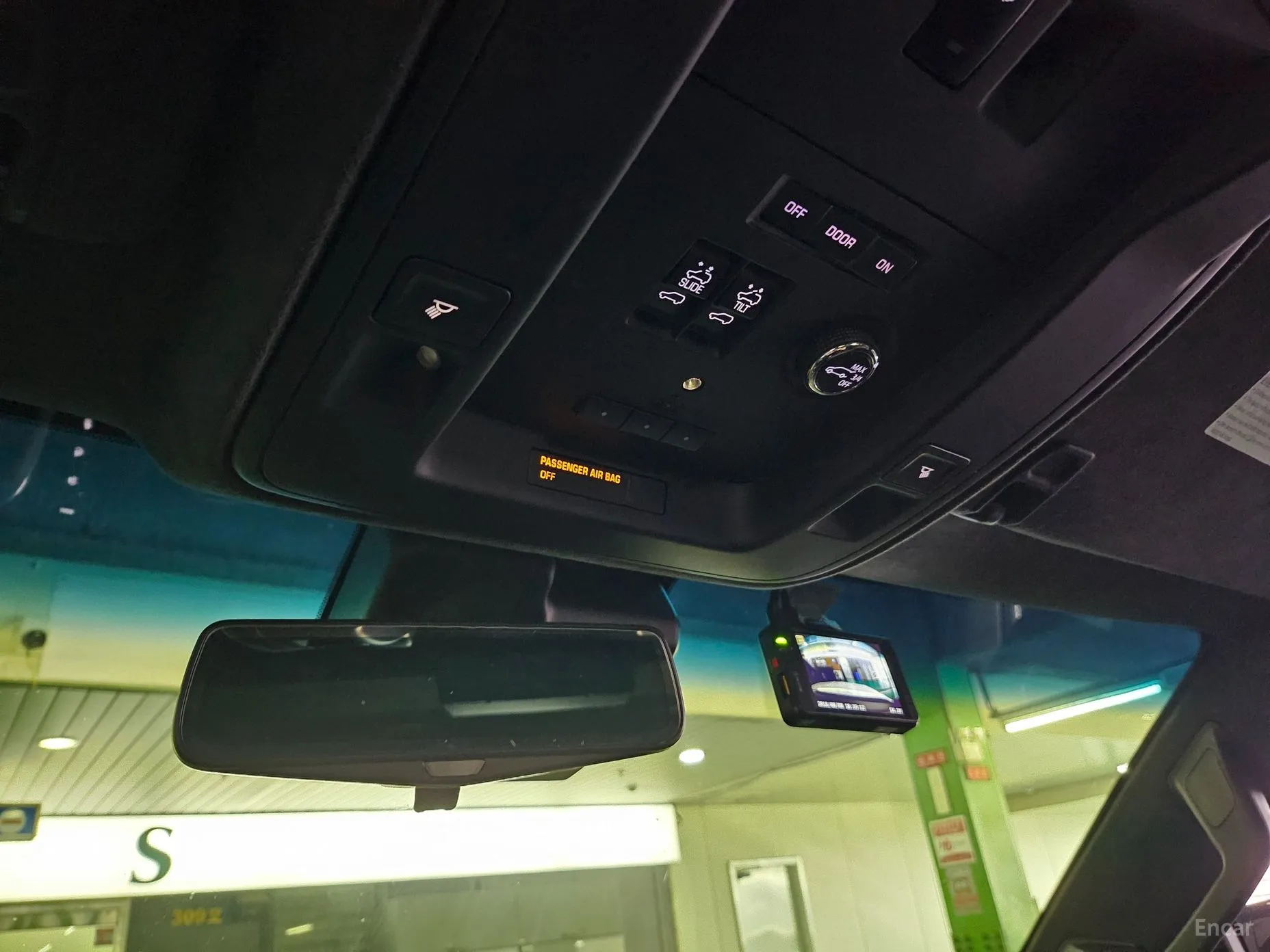 Cadillac Escalade превью 10