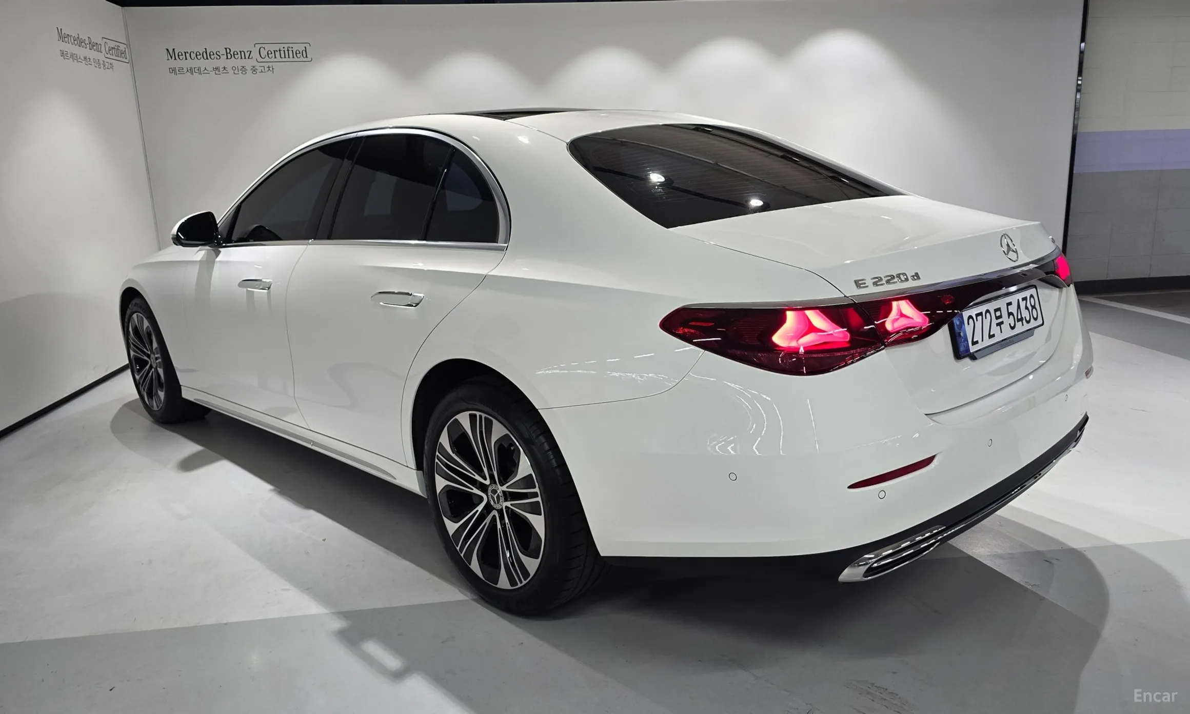 Mercedes Benz E-Class W214 превью 3