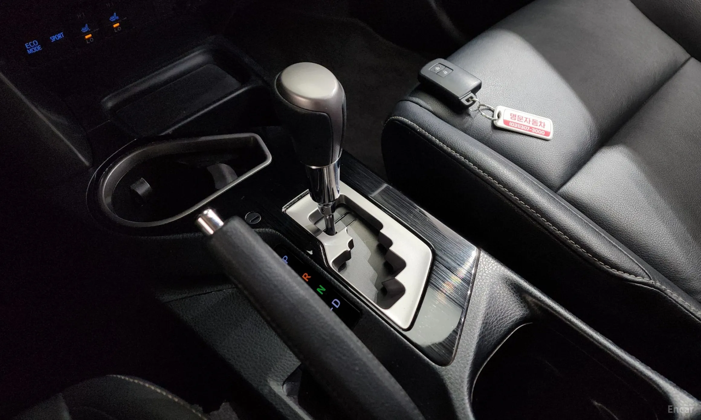 Toyota RAV4 превью 9
