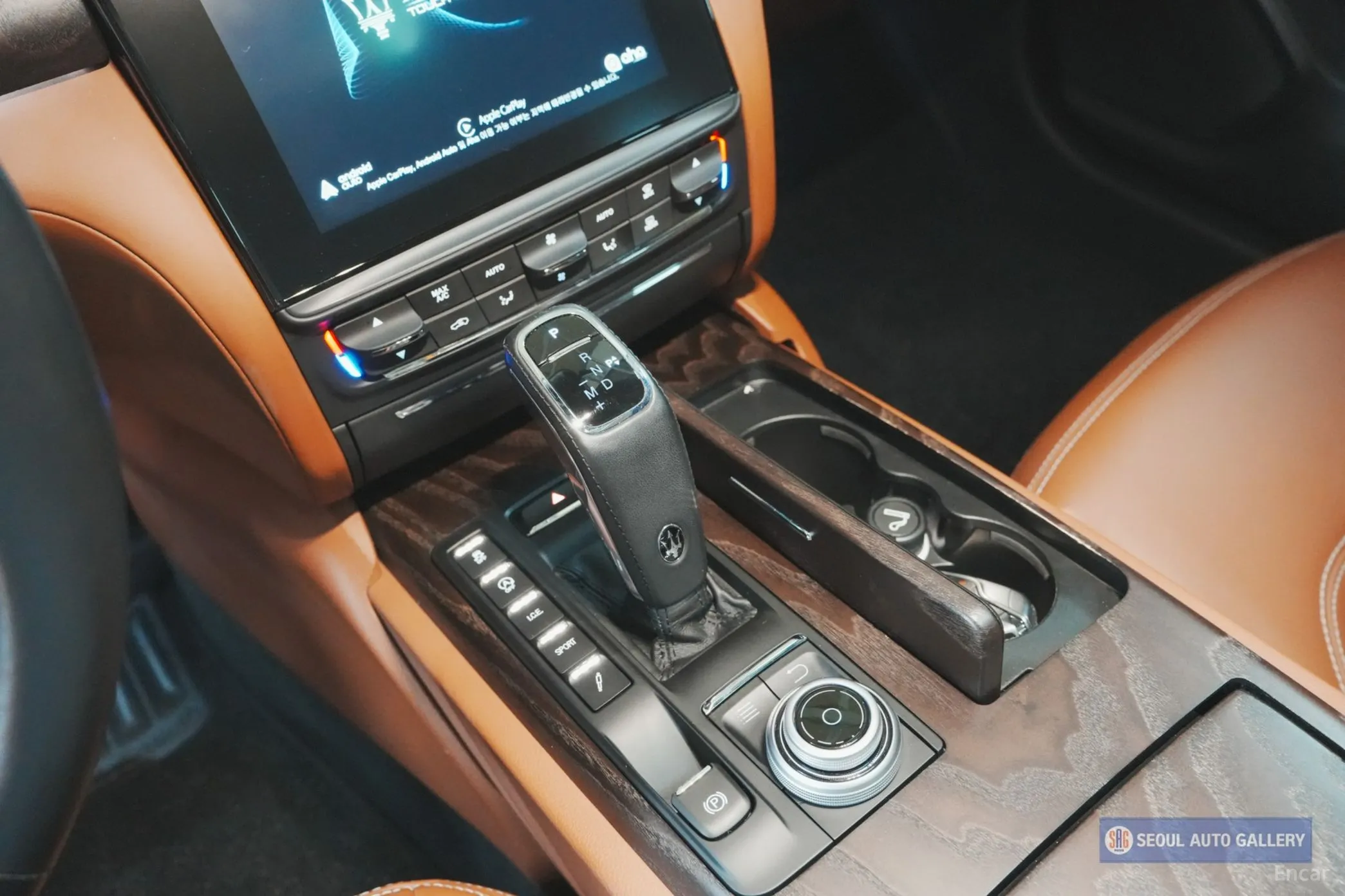 Maserati Quattroporte превью 9