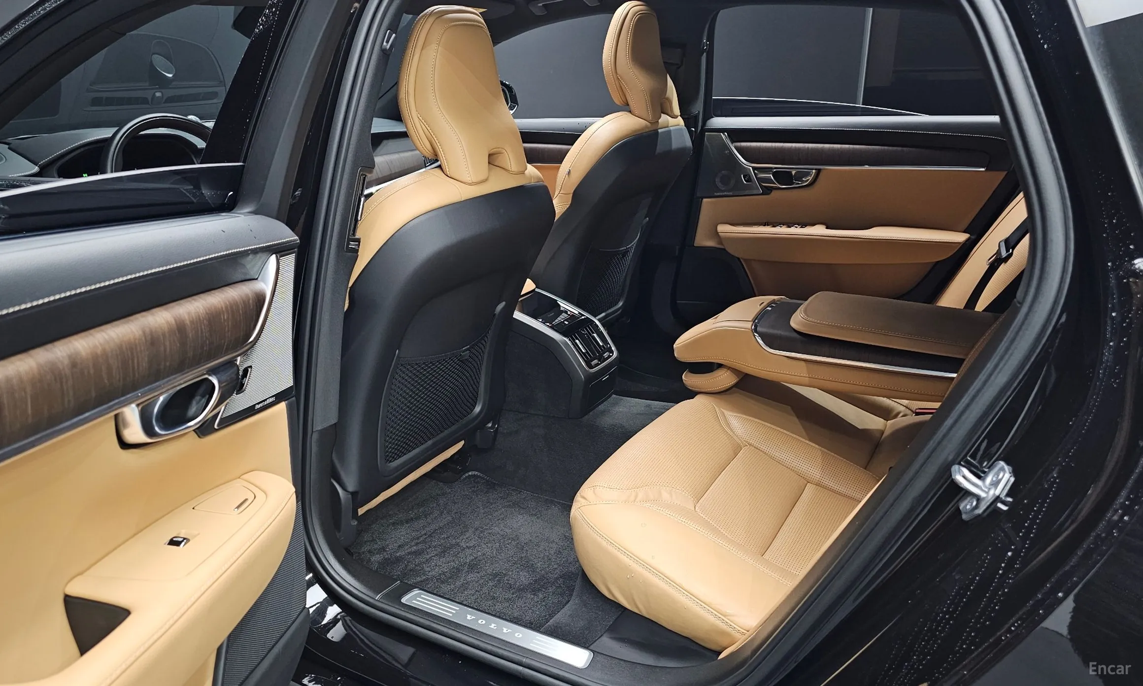 Volvo S90 превью 12