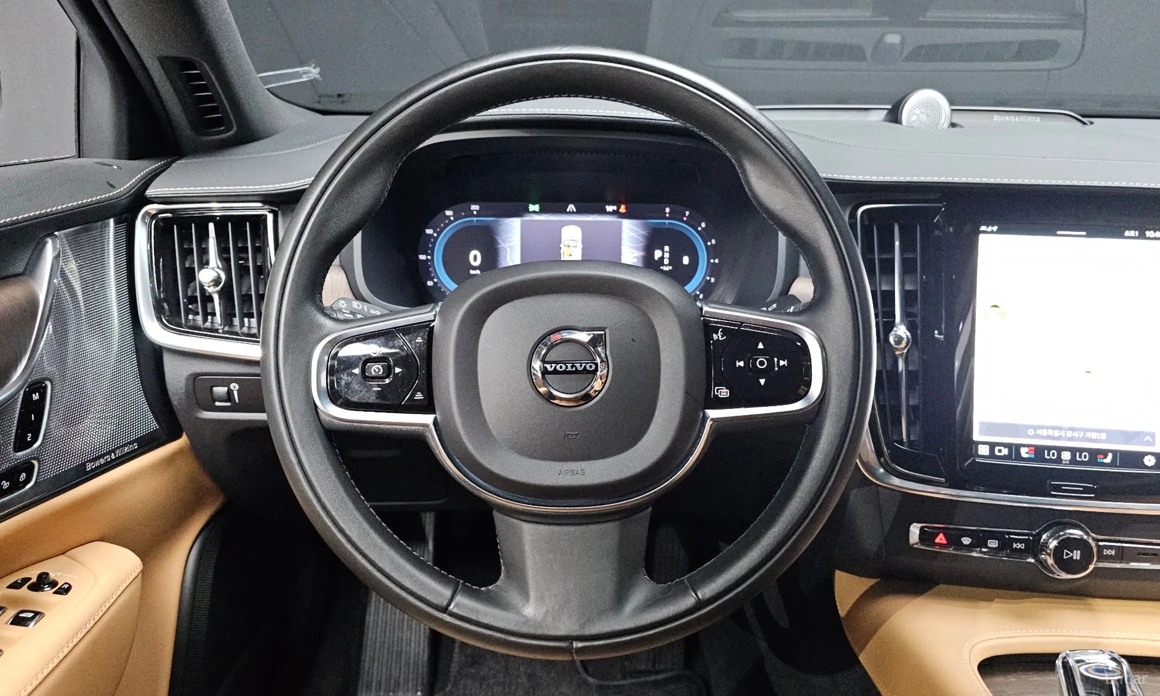 Volvo S90 превью 13