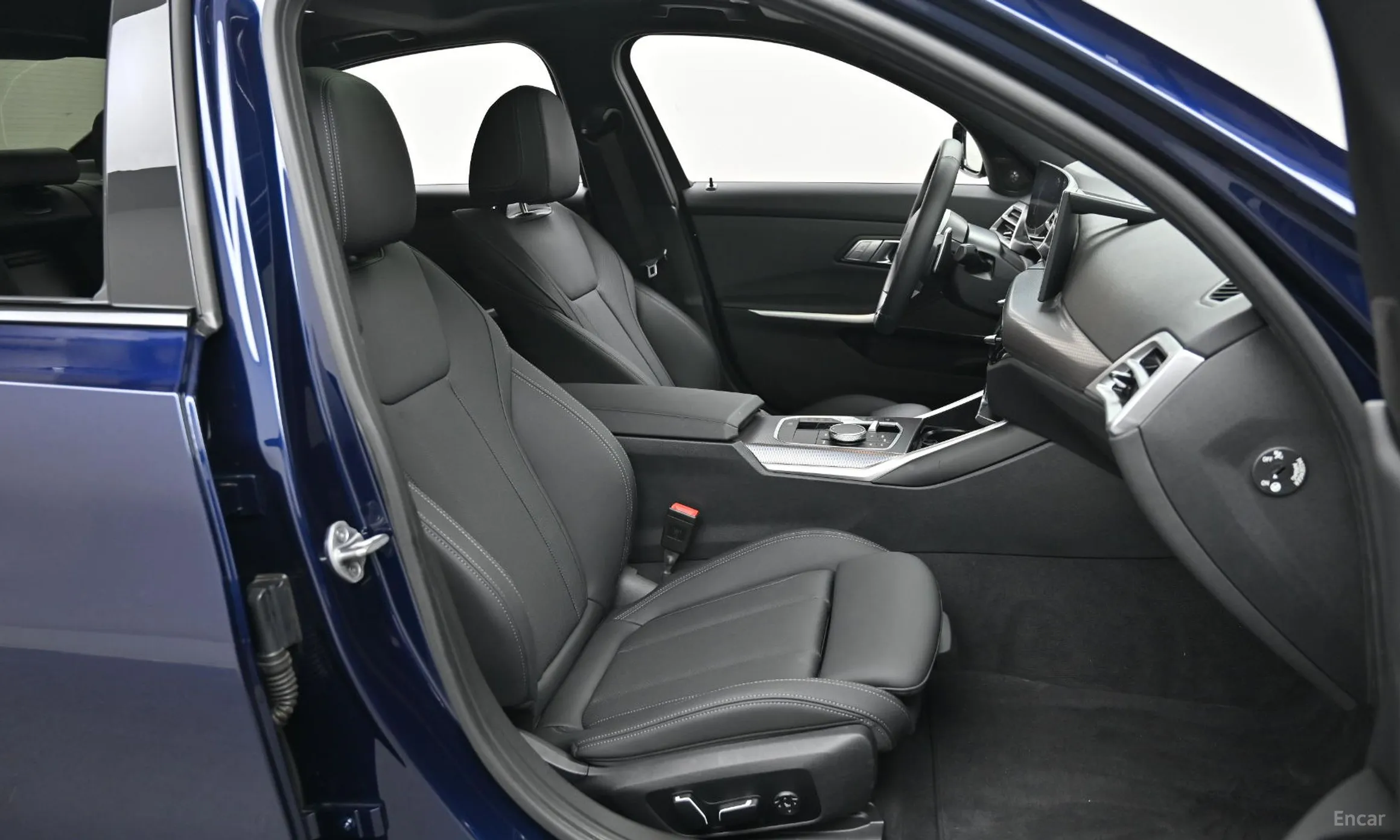 BMW 3 Series (G20) превью 10
