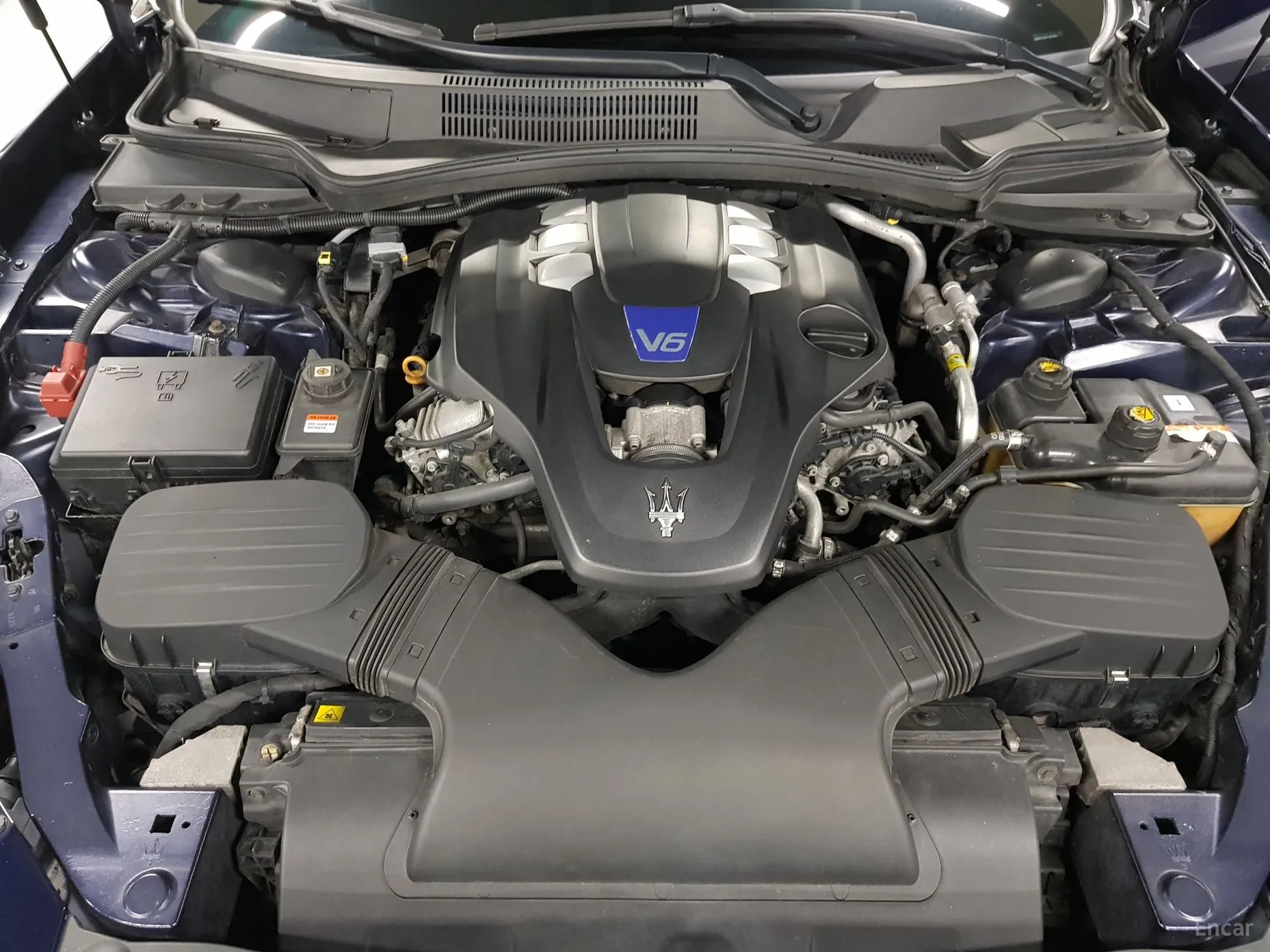 Maserati Ghibli превью 7