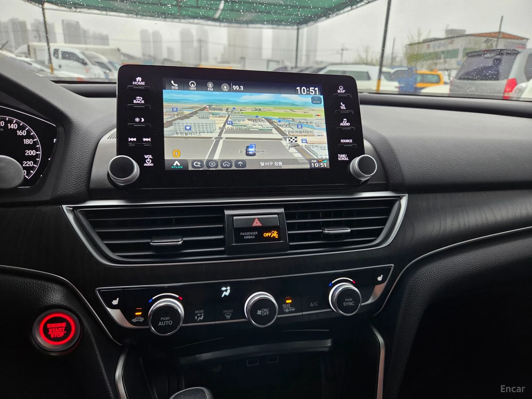Honda Accord 10th Generation превью 10