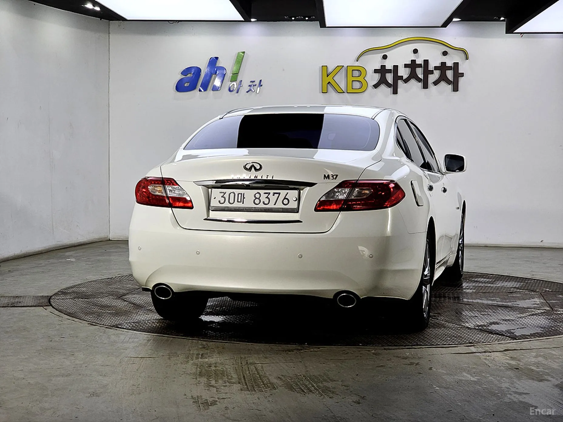 Infiniti M37 превью 4