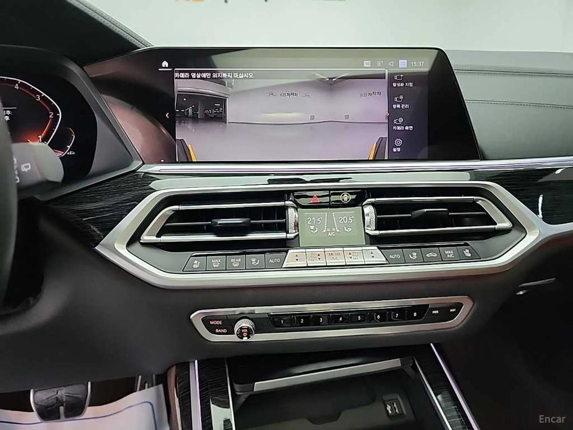 BMW X7 (G07) превью 10
