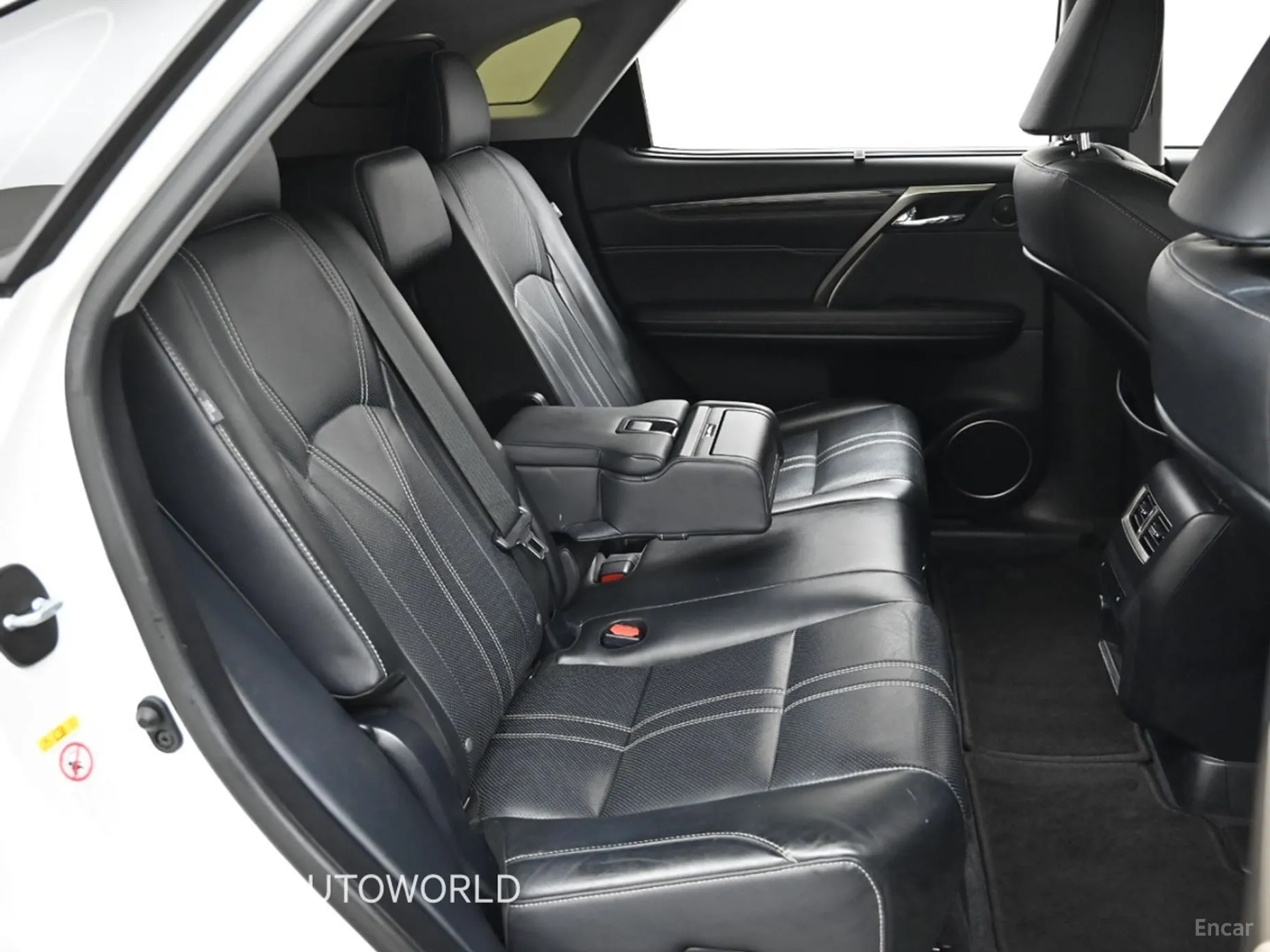 Lexus RX450h Gen 4 превью 12