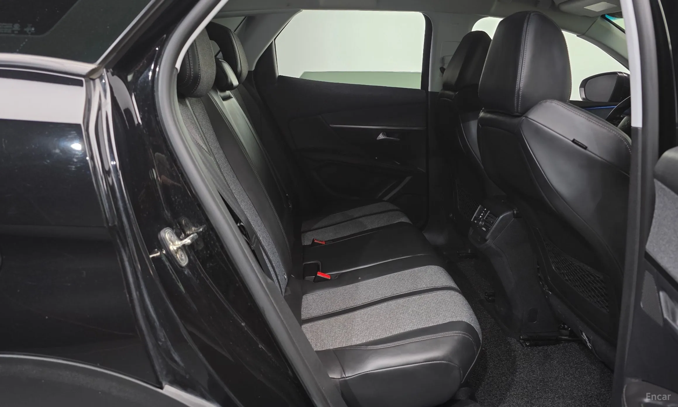 Peugeot 3008 2nd generation превью 11