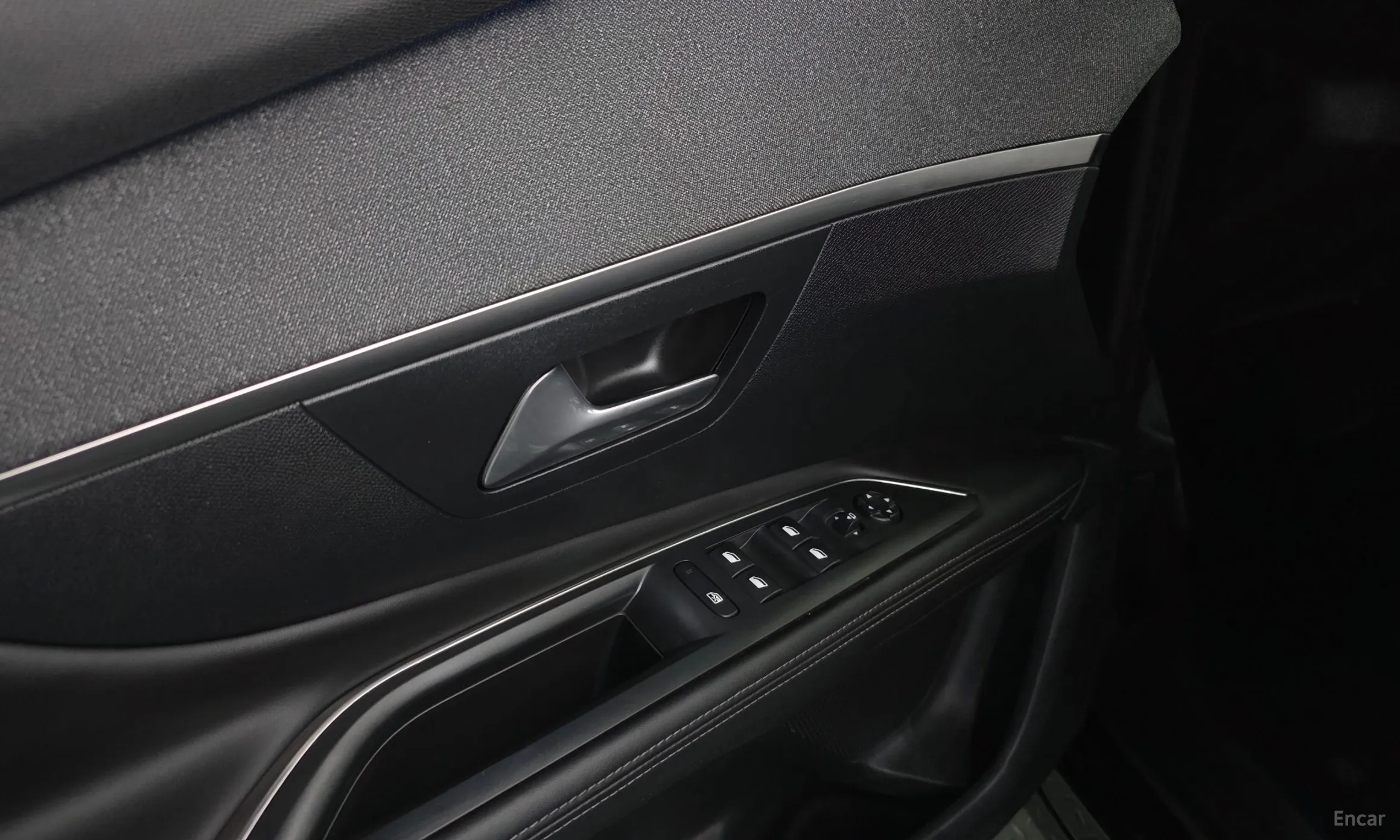 Peugeot 3008 2nd generation превью 18